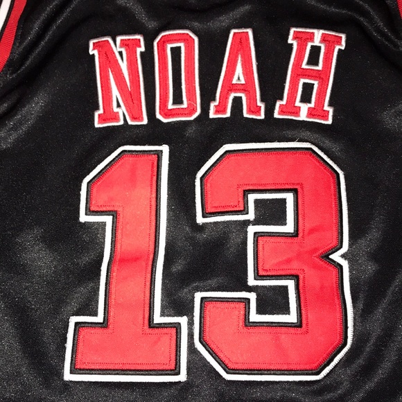 ADIDAS CHICAGO BULLS JERSEY - Picture 7 of 8